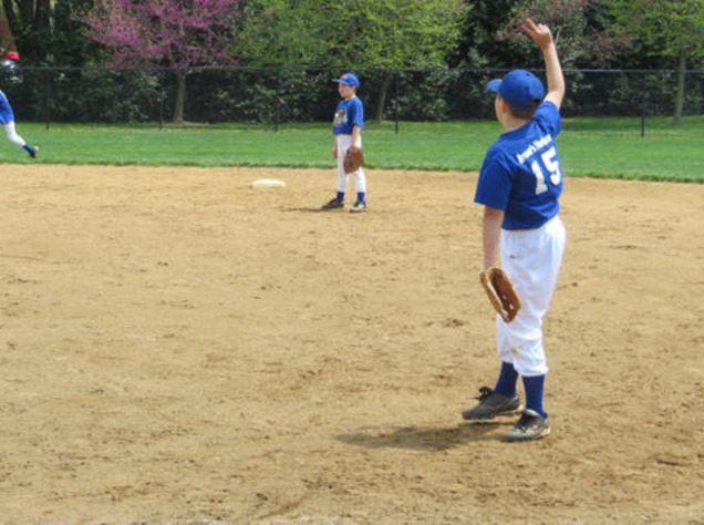 How To Be An Effective First Baseman - CoachUp Nation