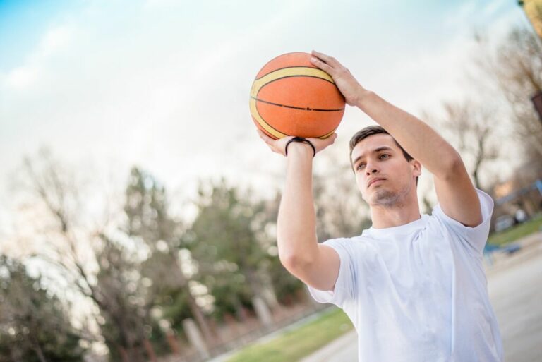 Basketball Tips How To Shoot A Free Throw CoachUp Nation