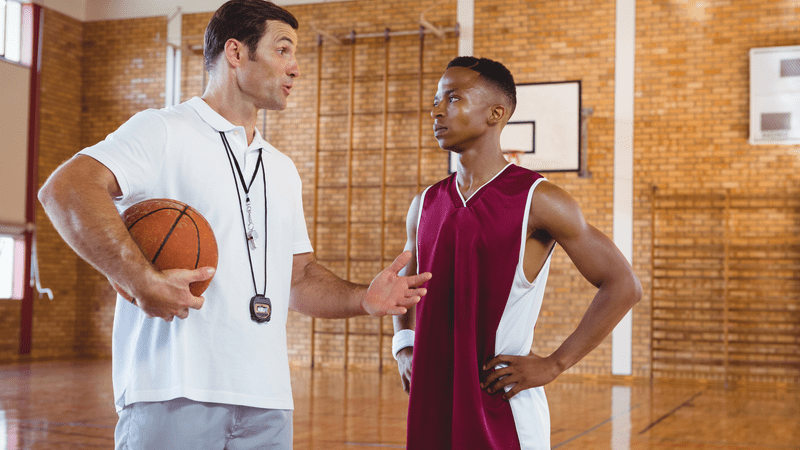 10 Reasons Why One-on-One Basketball Training Trumps AAU | CoachUp Nation